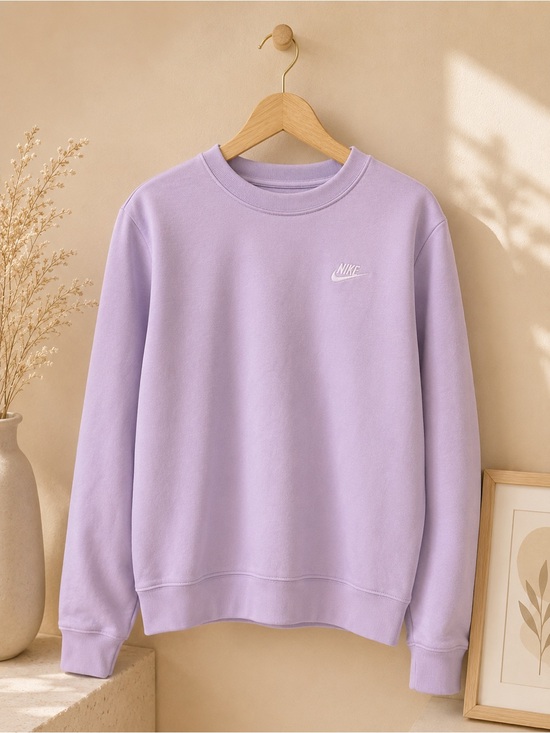 Nike Sweaters - Nike Women's Crewneck Sweatshirt in Lavender-like new and the color is amazing 😍